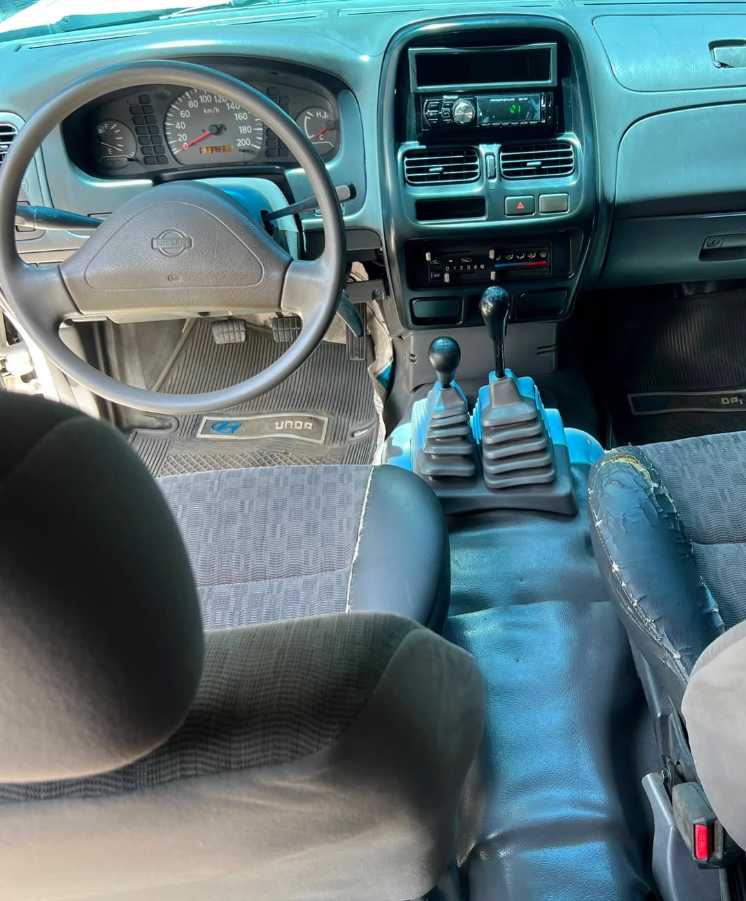 Nissan Frontier 1999