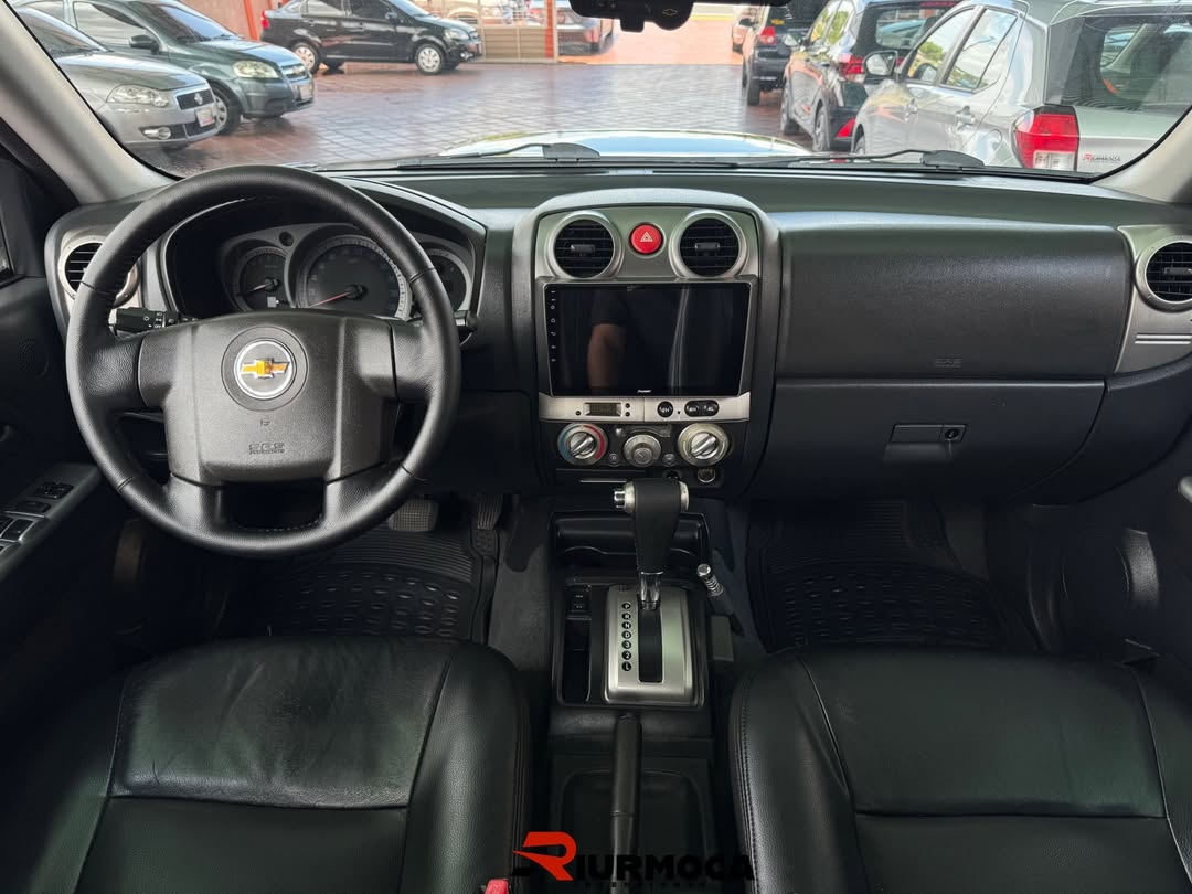 Chevrolet D-Max 2013