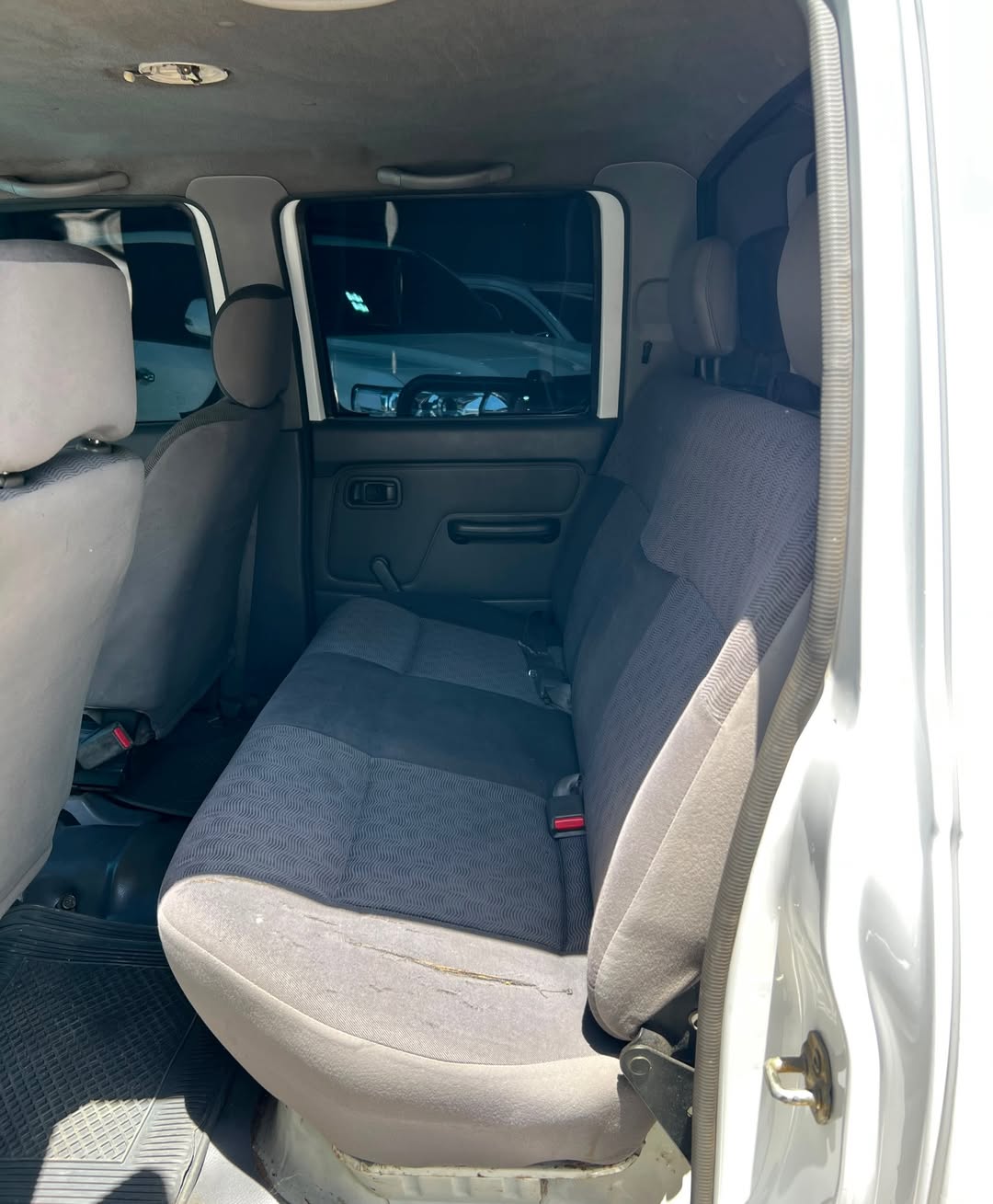 Nissan Frontier 1999
