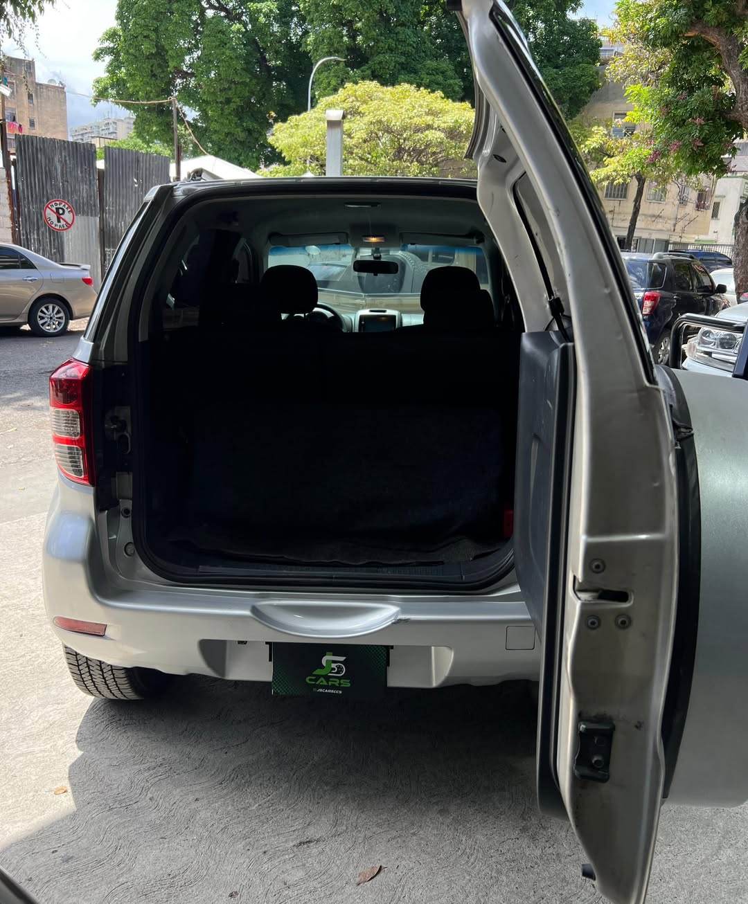 Daihatsu Terios Bego 2011