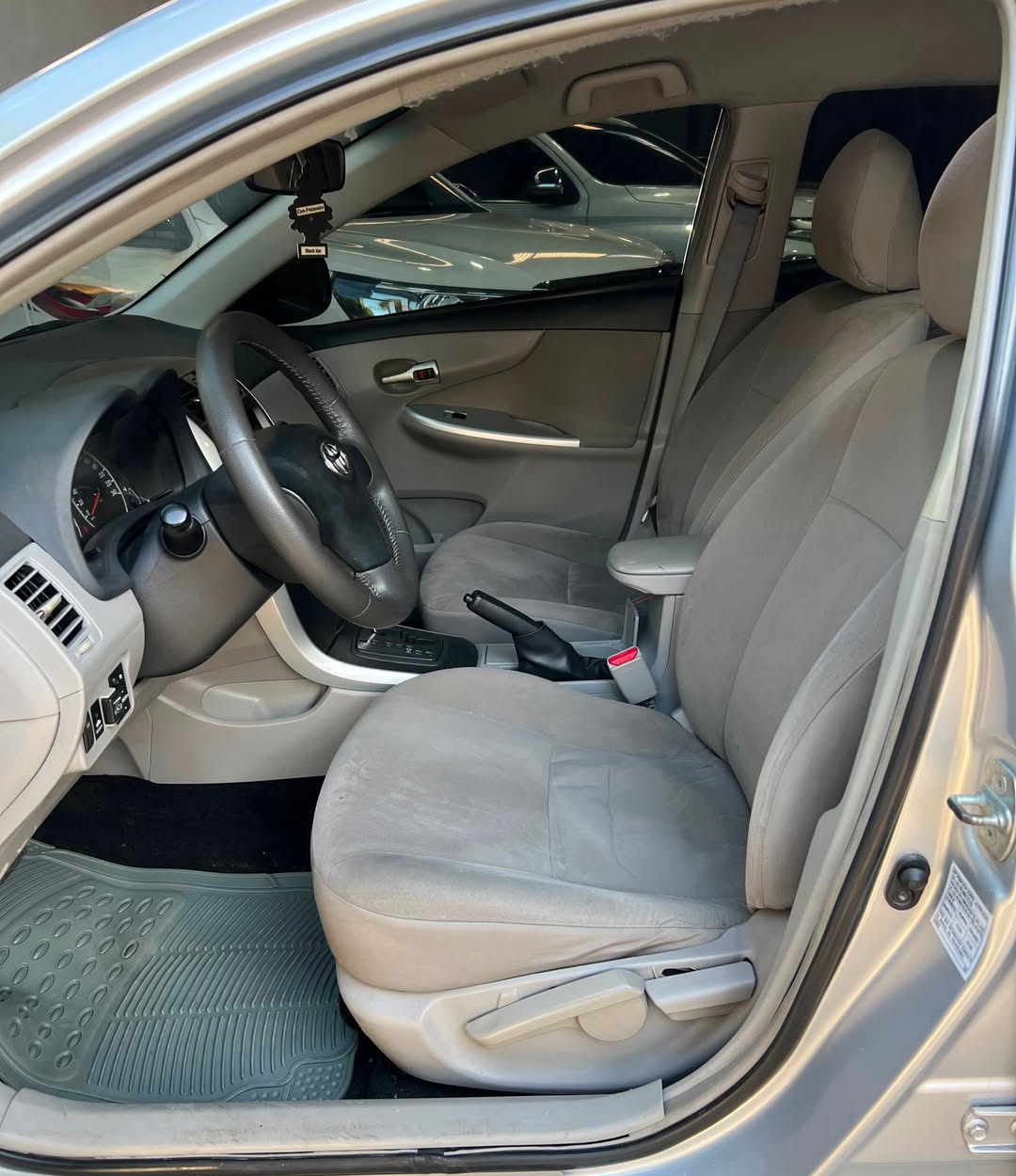 Toyota Corolla Xei 2013