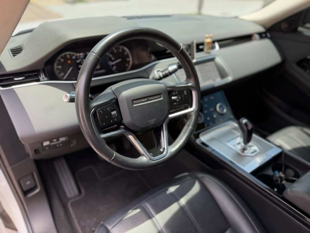 Land Rover 2022