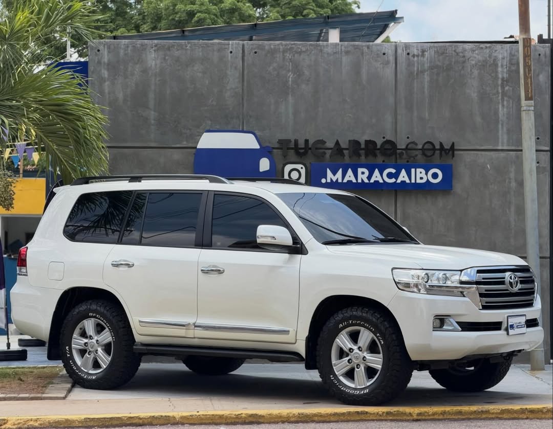 Toyota Land Cruiser 2016
