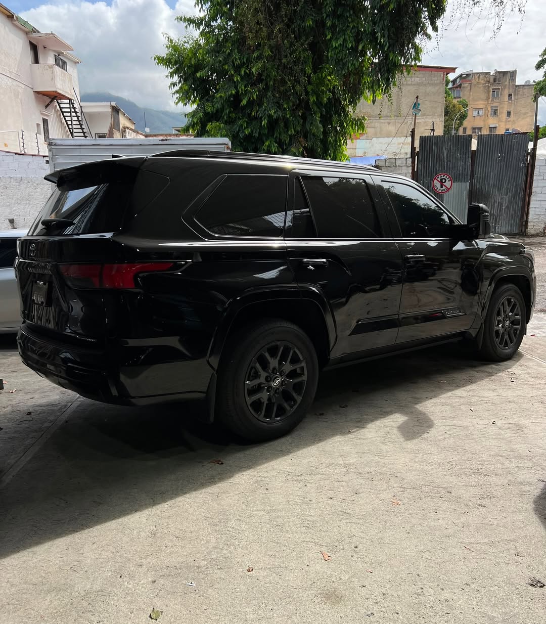 Toyota Sequoia TRD 2025