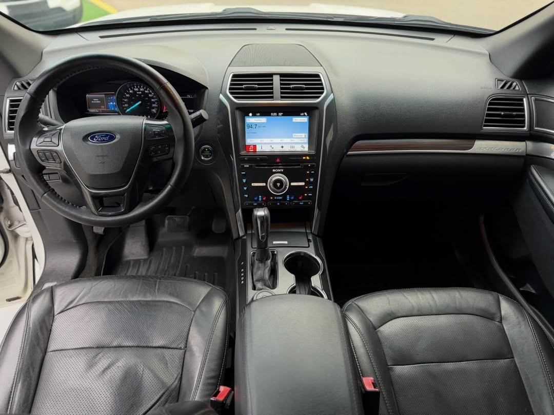Ford Explorer Sport
