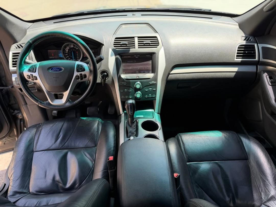 Ford Explorer XLT