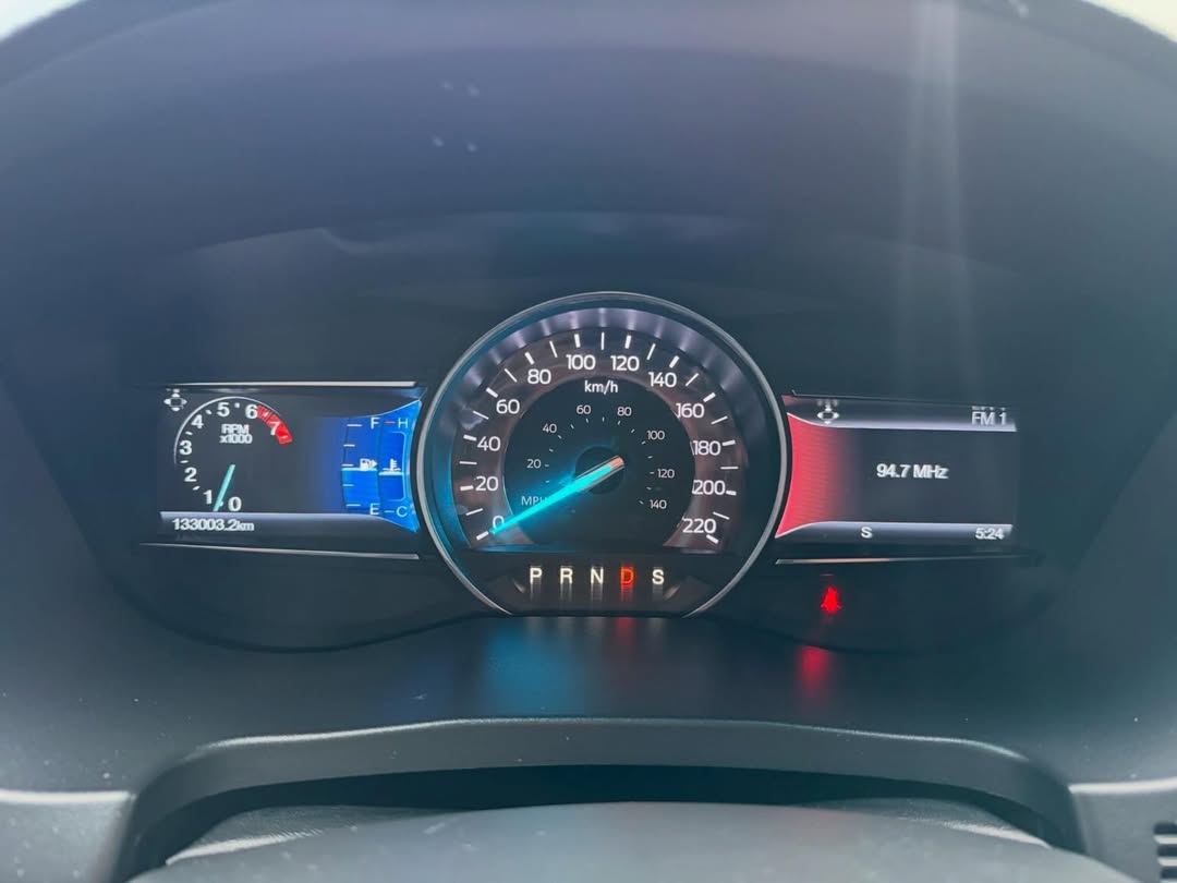 Ford Explorer Sport