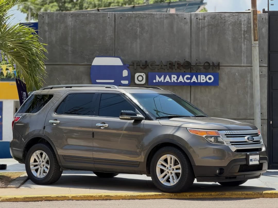 Ford Explorer XLT