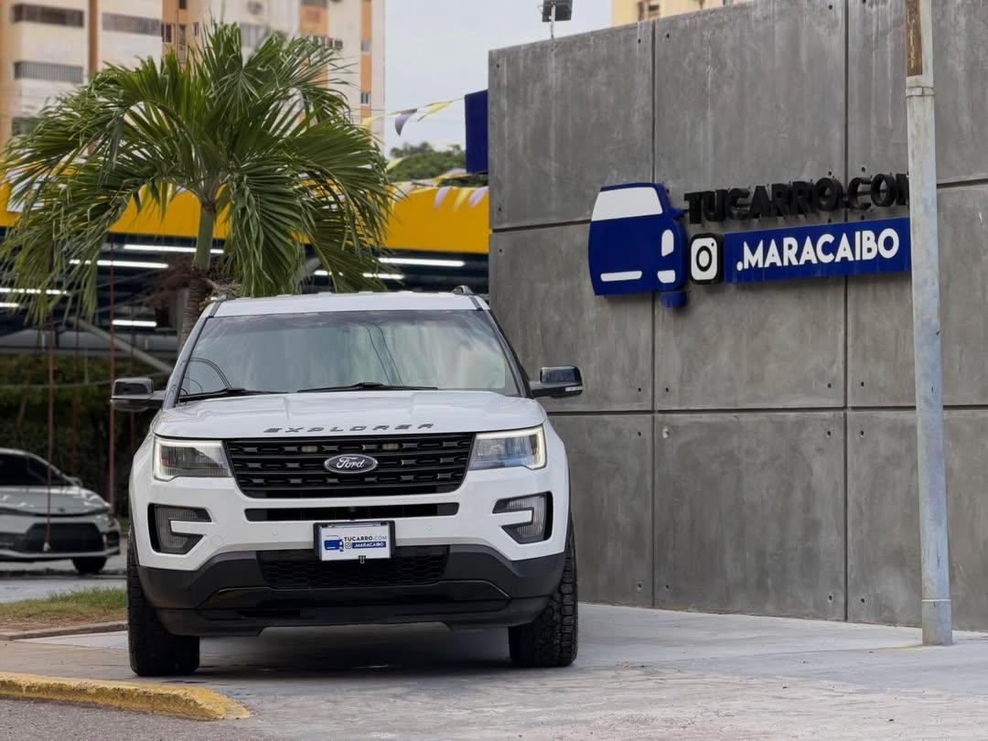 Ford Explorer Sport