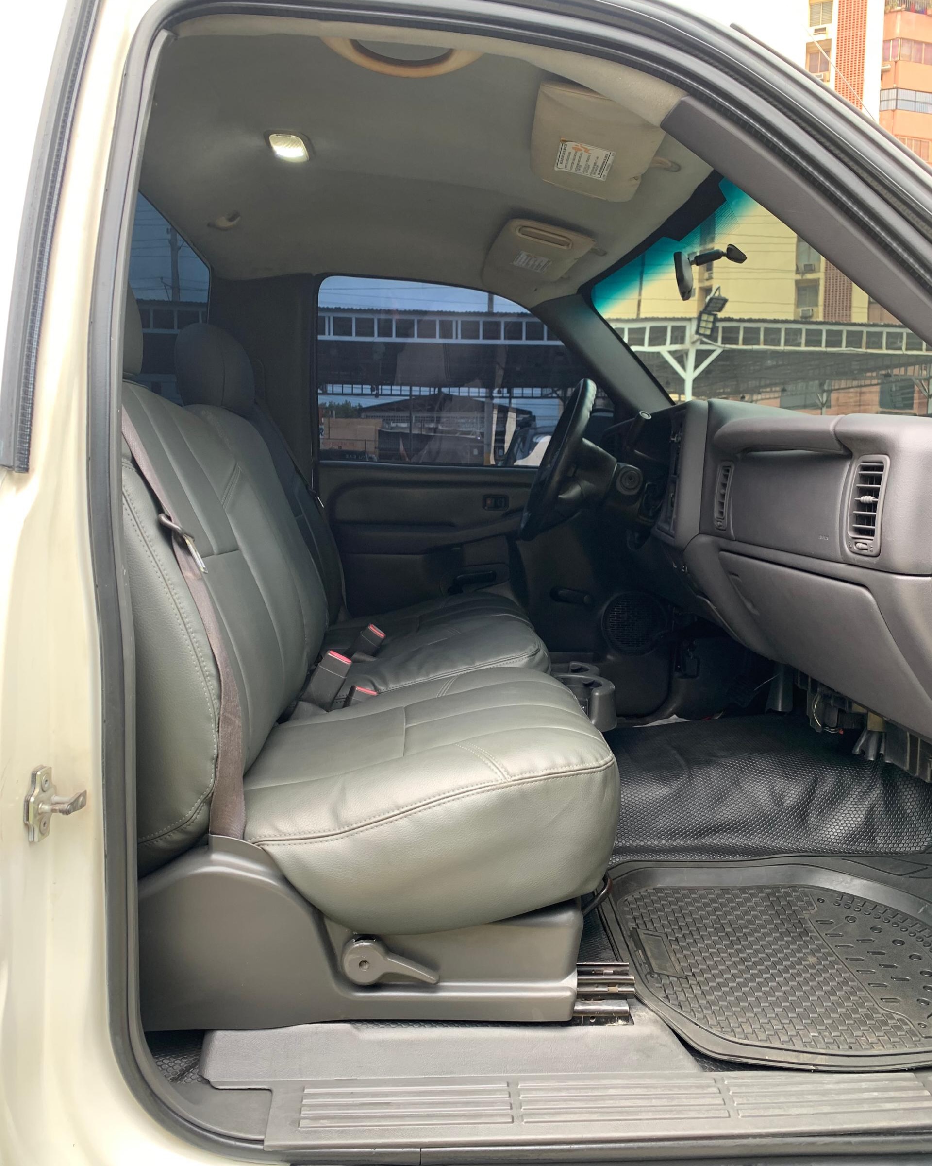 Chevrolet Cheyenne 2005