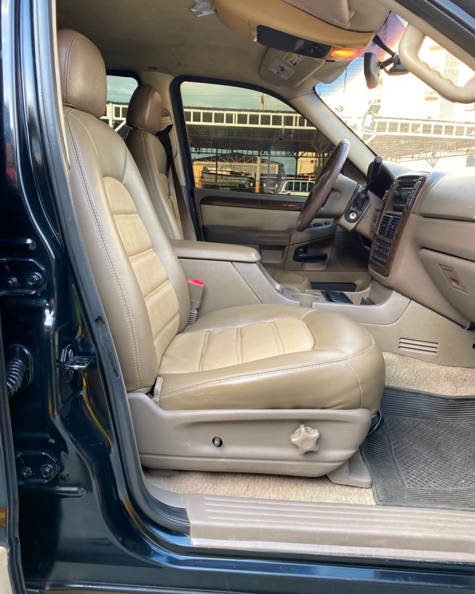 Ford Explorer Eddie Bauer 2006