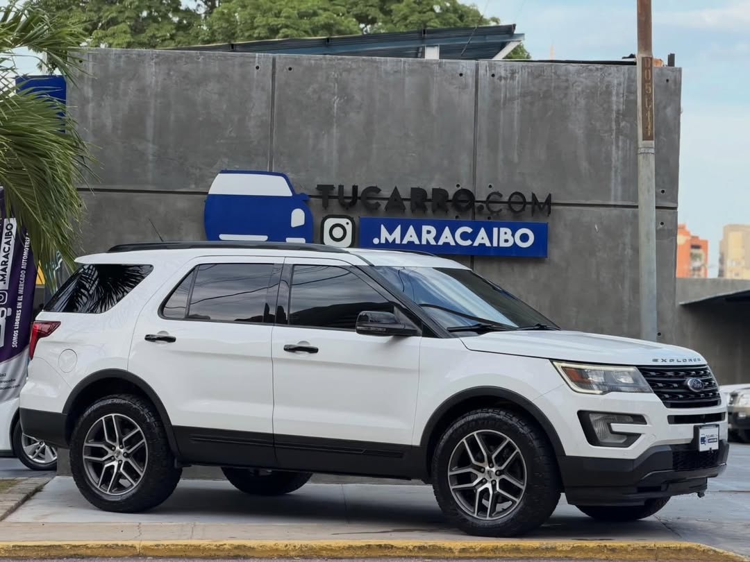 Ford Explorer Sport