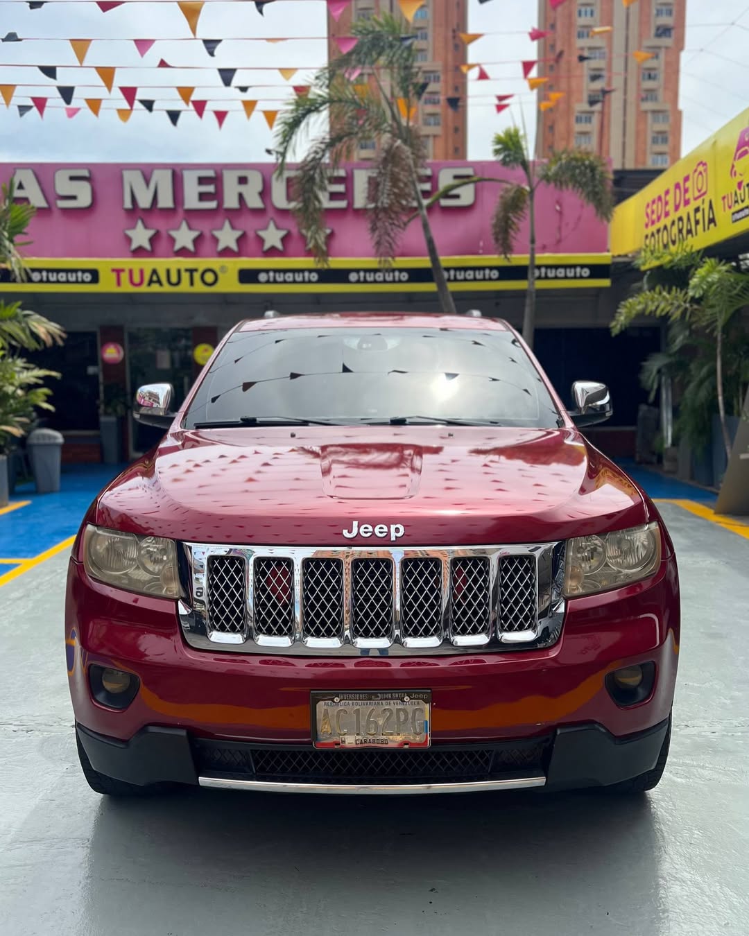 Jeep Cherokee  2011