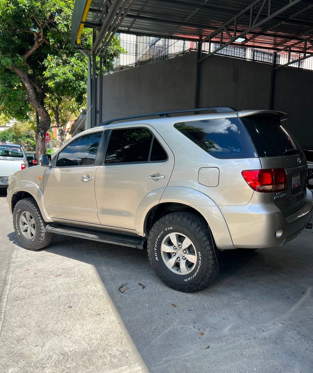 Toyota Fortuner 2007