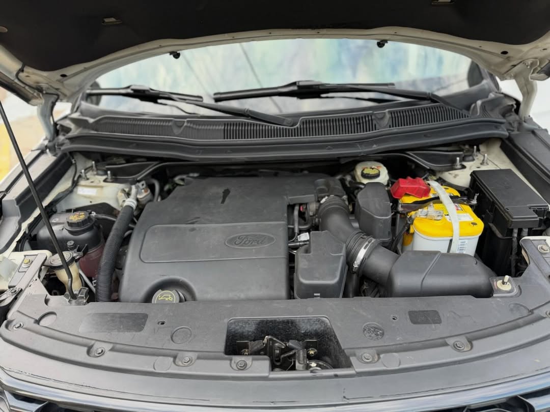 Ford Explorer Sport