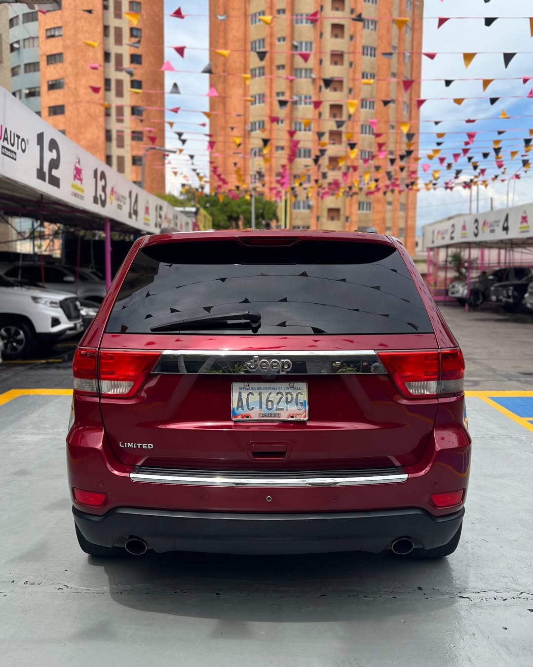 Jeep Cherokee  2011
