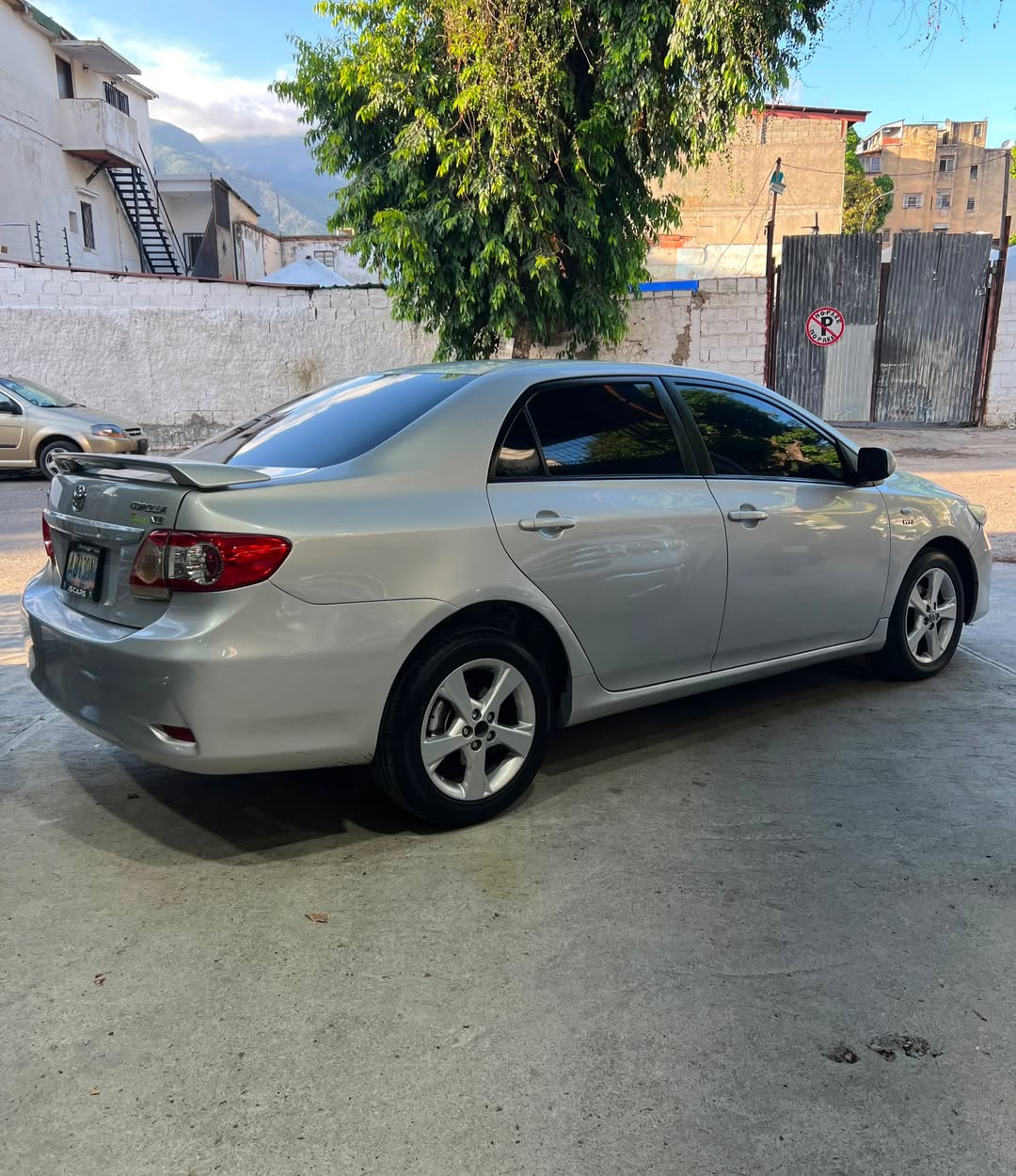 Toyota Corolla Xei 2013