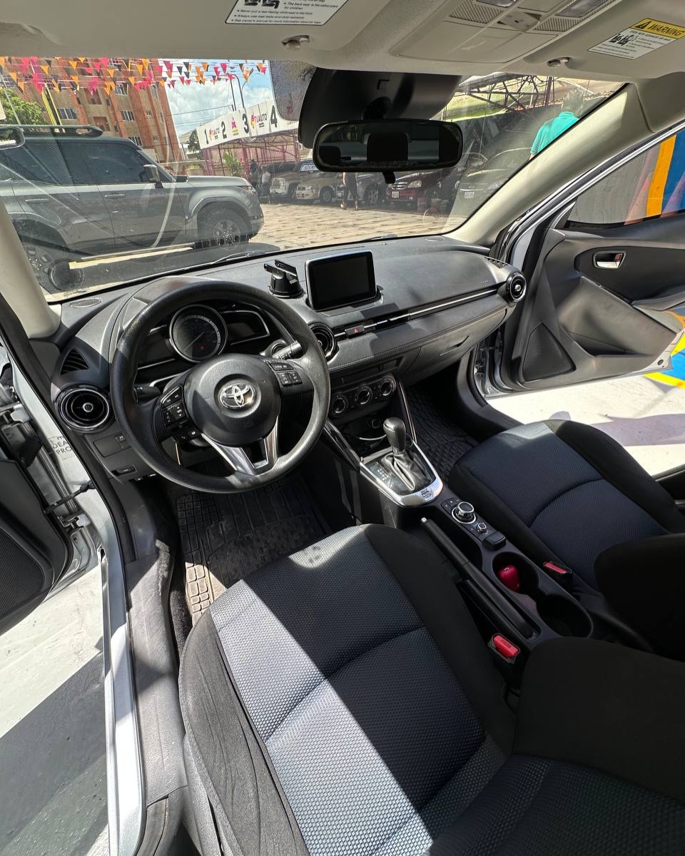 Toyota Yaris iA