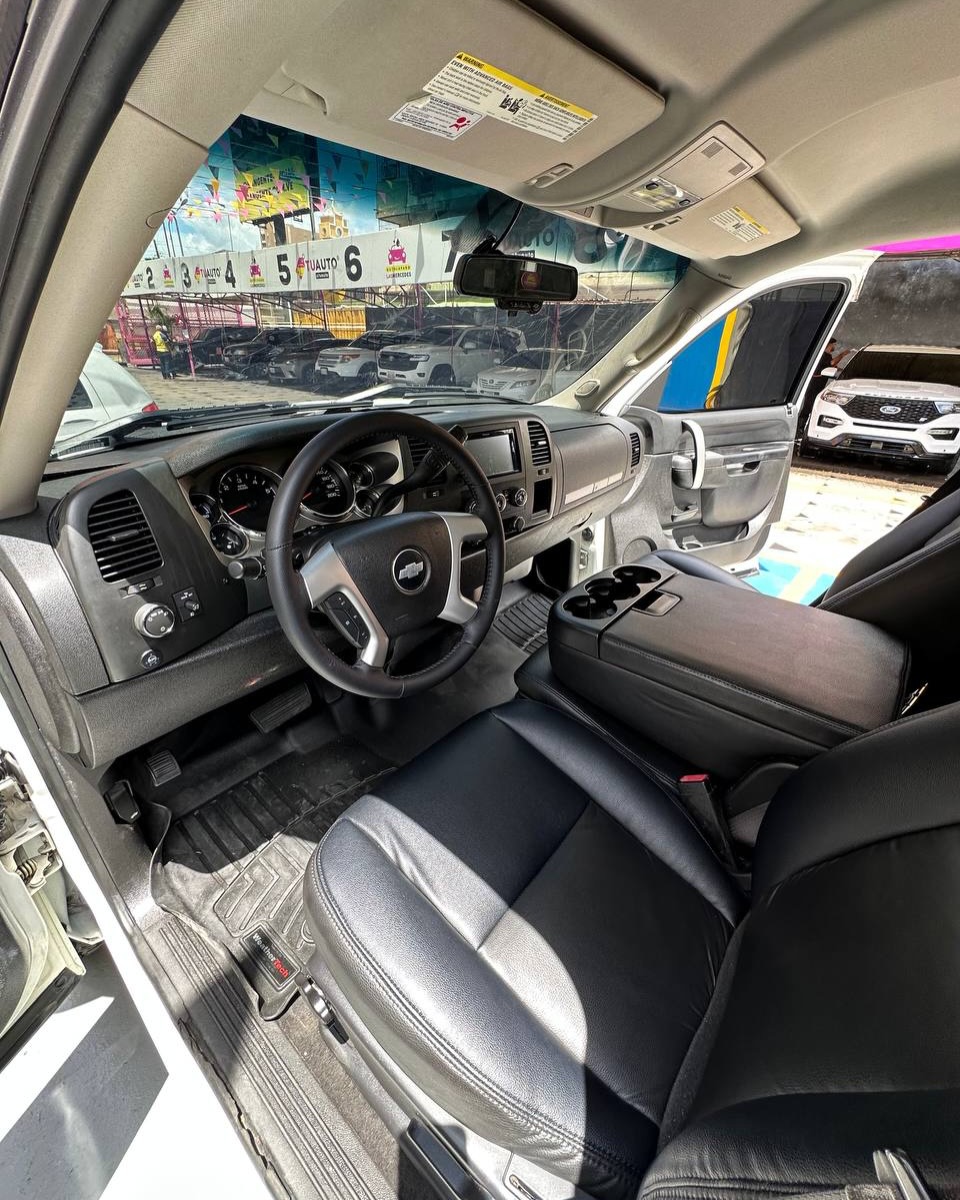 Silverado LT