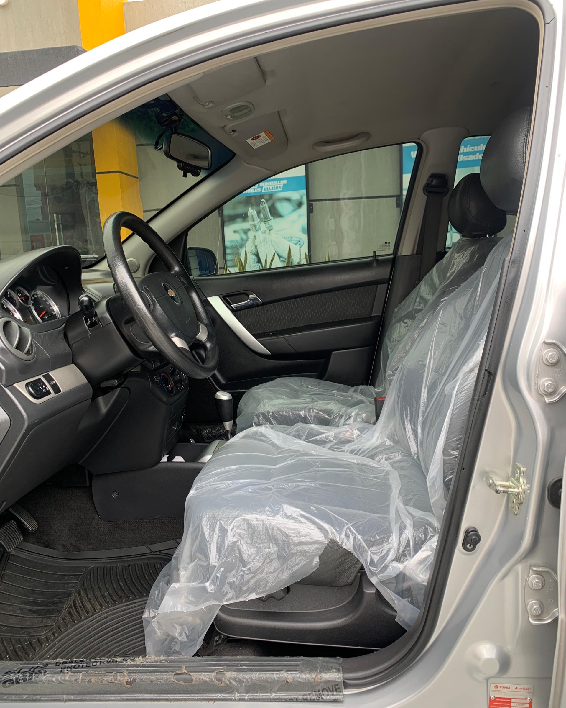 Chevrolet Aveo 2013 Dueños 2-1