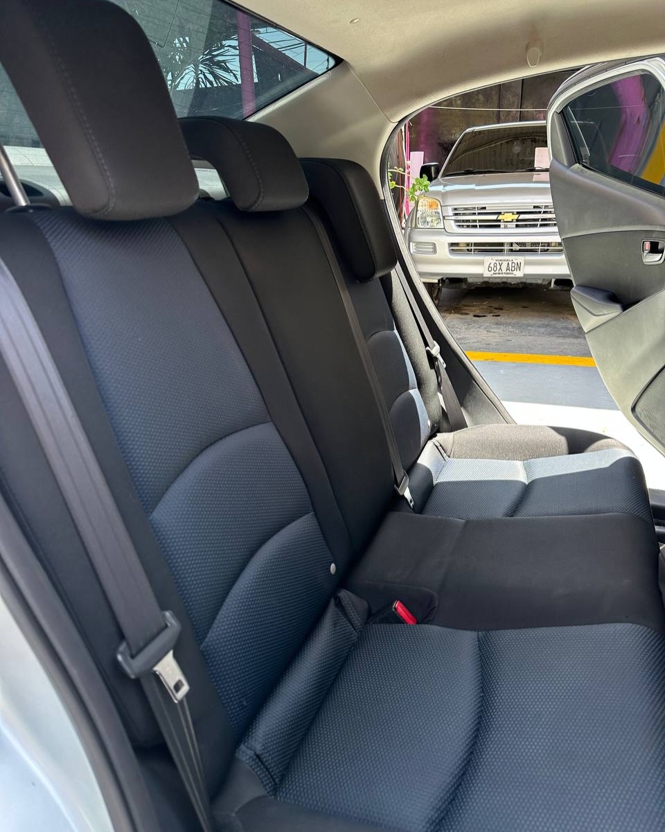 Toyota Yaris iA