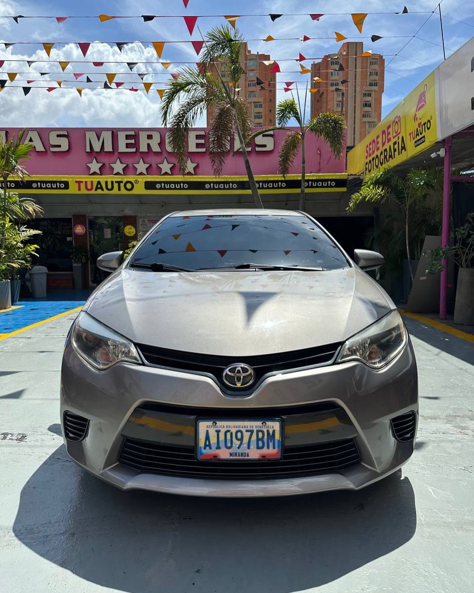 Toyota Corolla LE