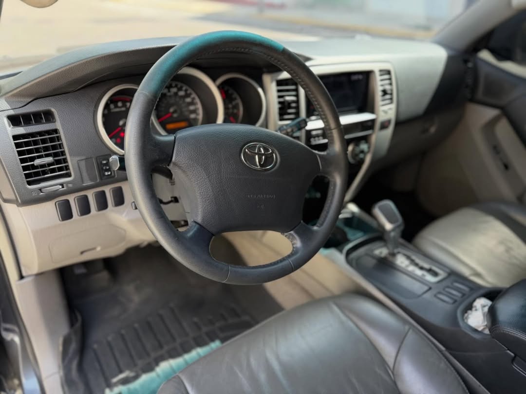 Toyota Runner Limited