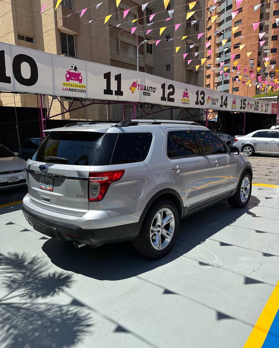 Privado: Ford, Explorer LIMITED