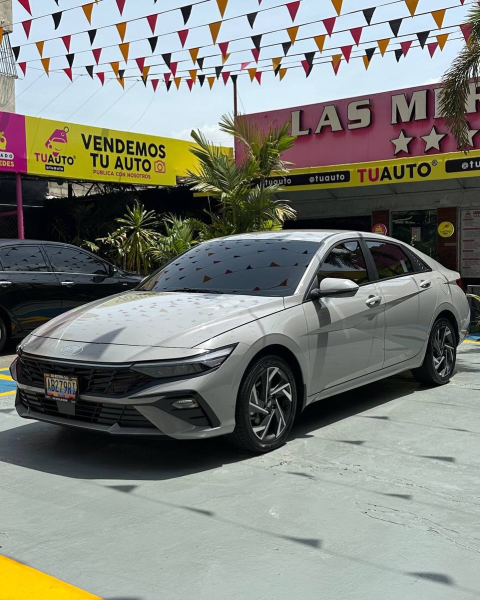 Hyundai Elantra 2.0