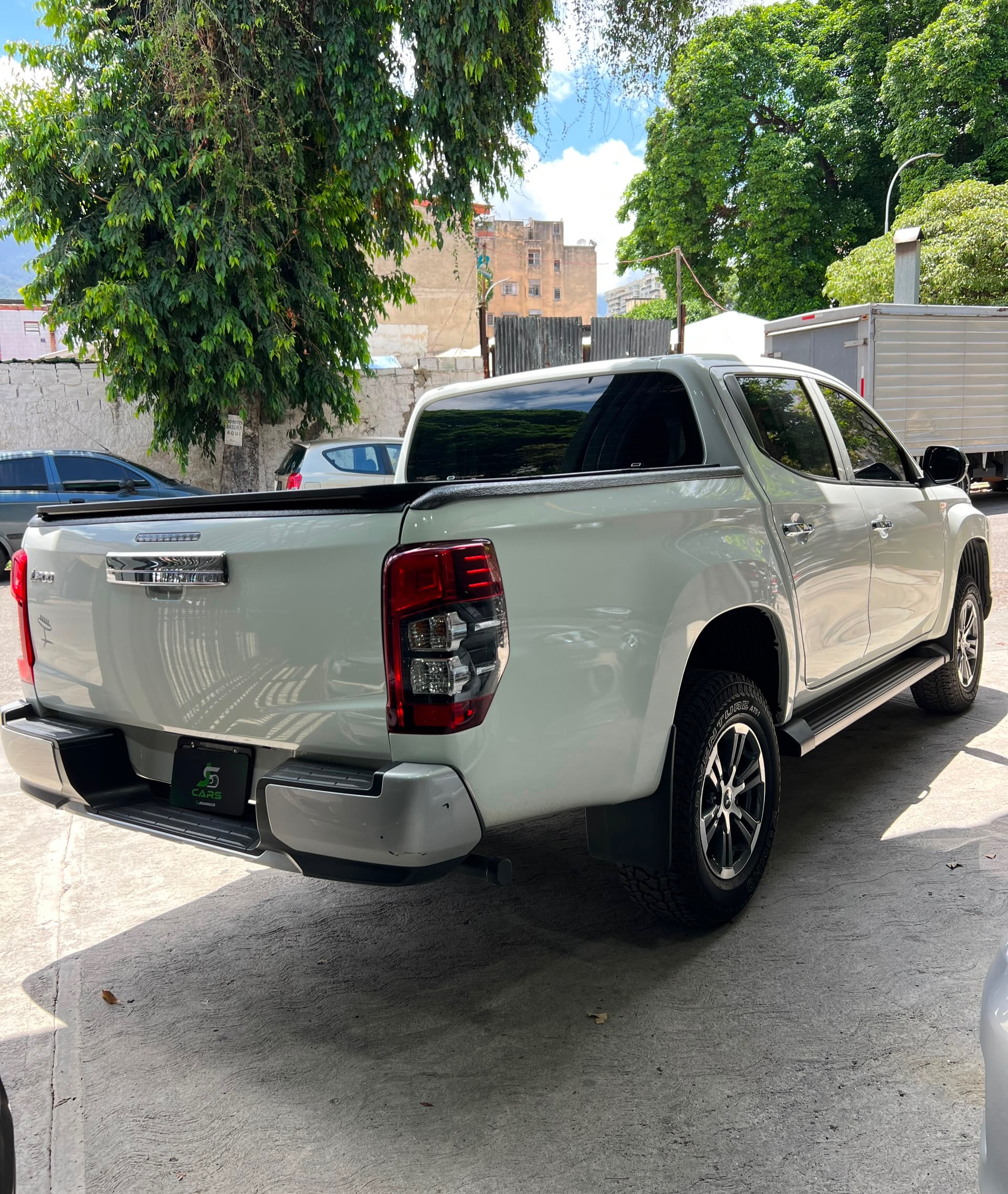 Mitsubishi L200 2023