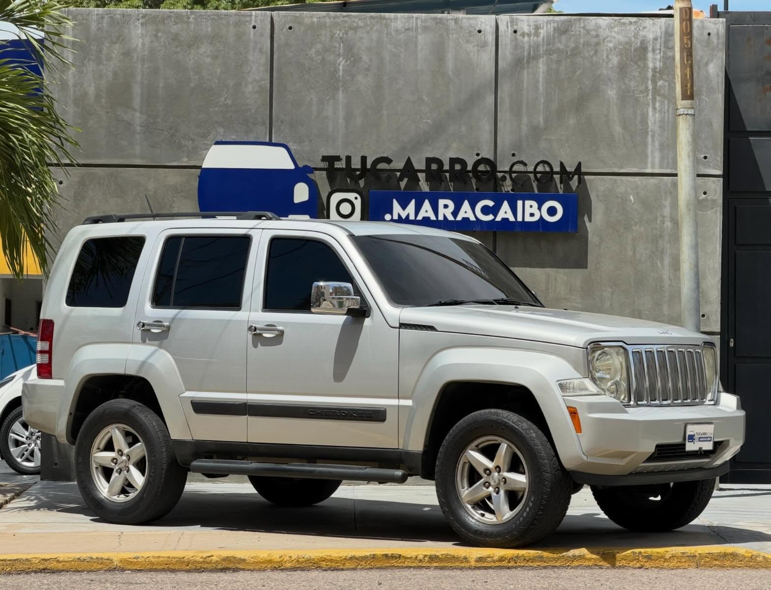 Jeep Cherokee 2013 154000KM