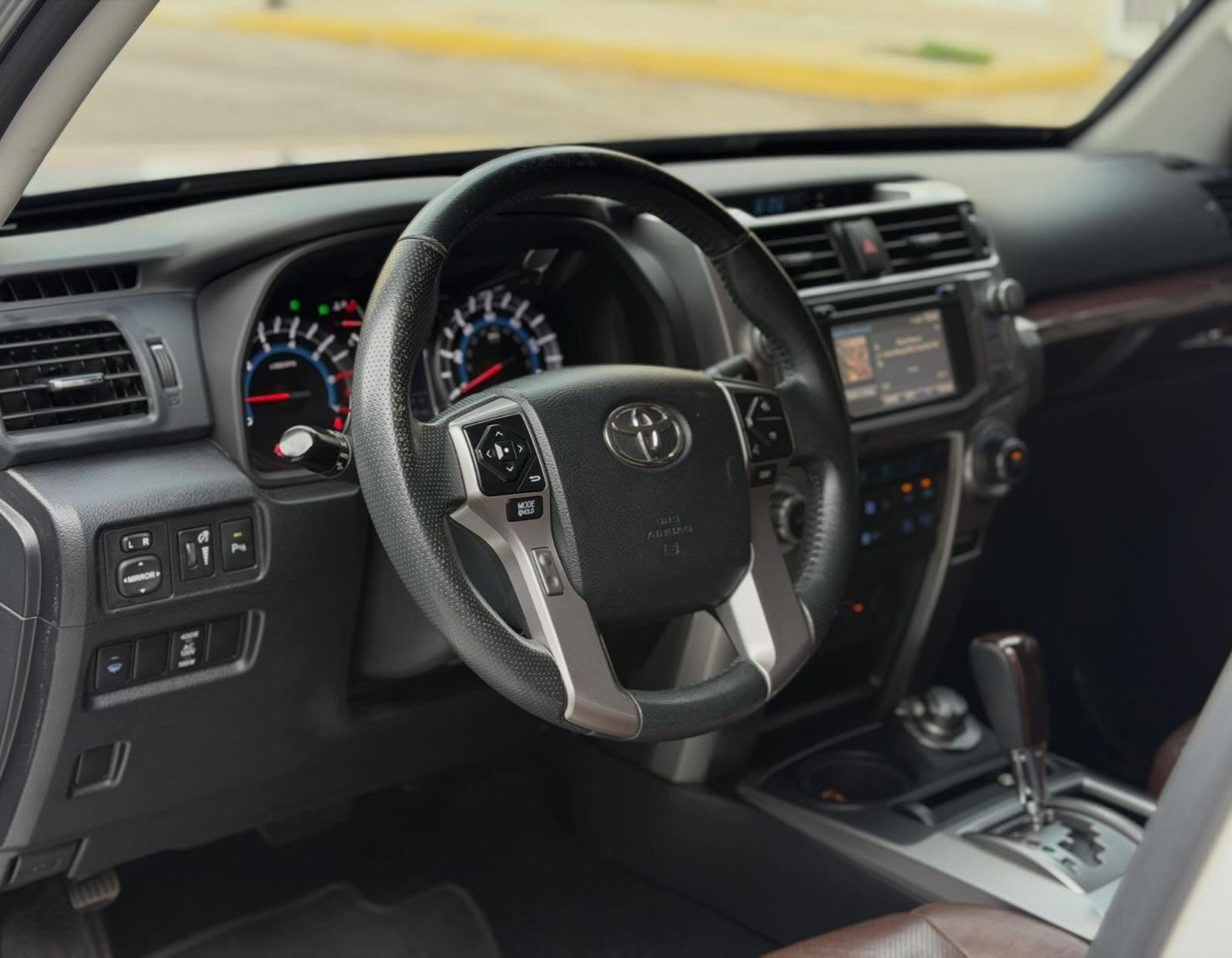 Toyota Runner Limited 2016