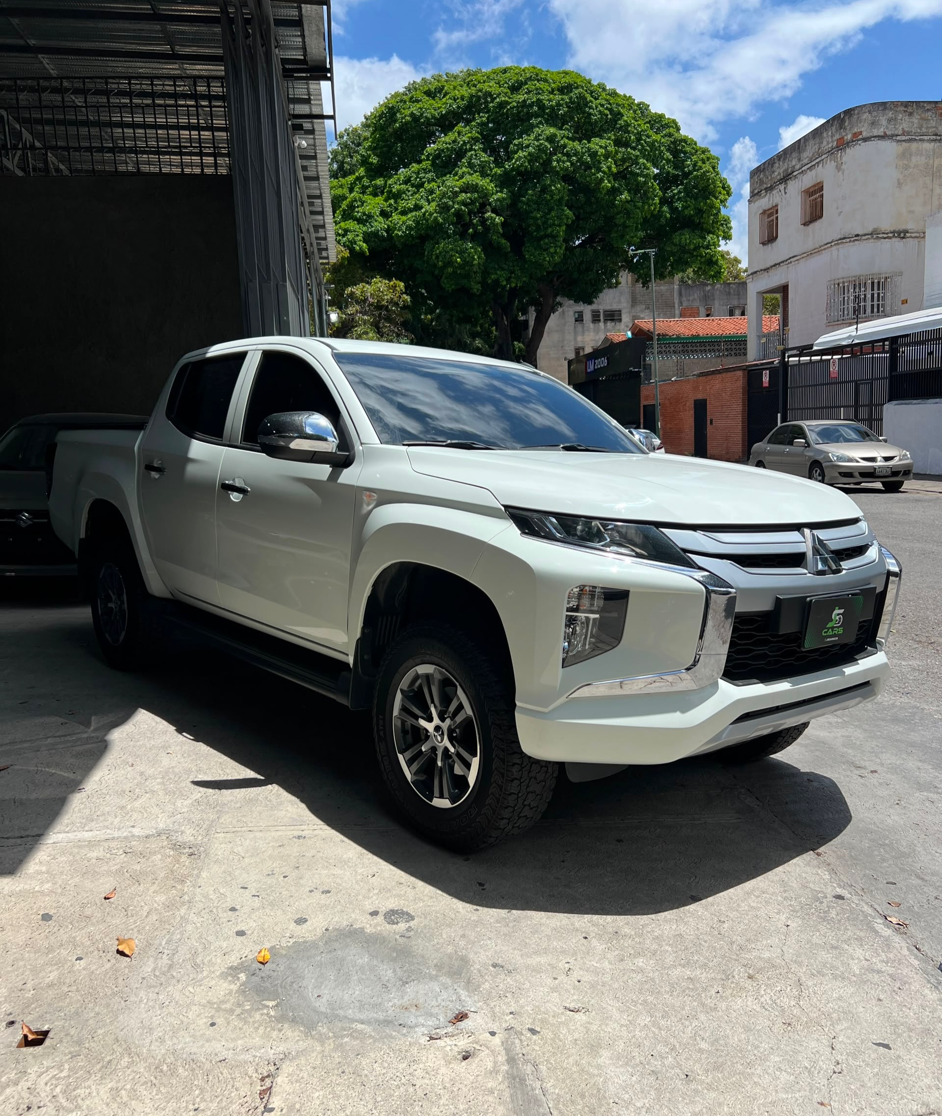Mitsubishi L200 2023