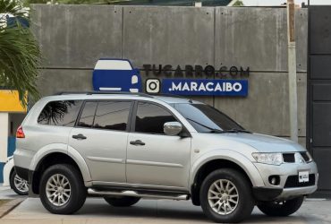 Mitsubishi Montero 2015