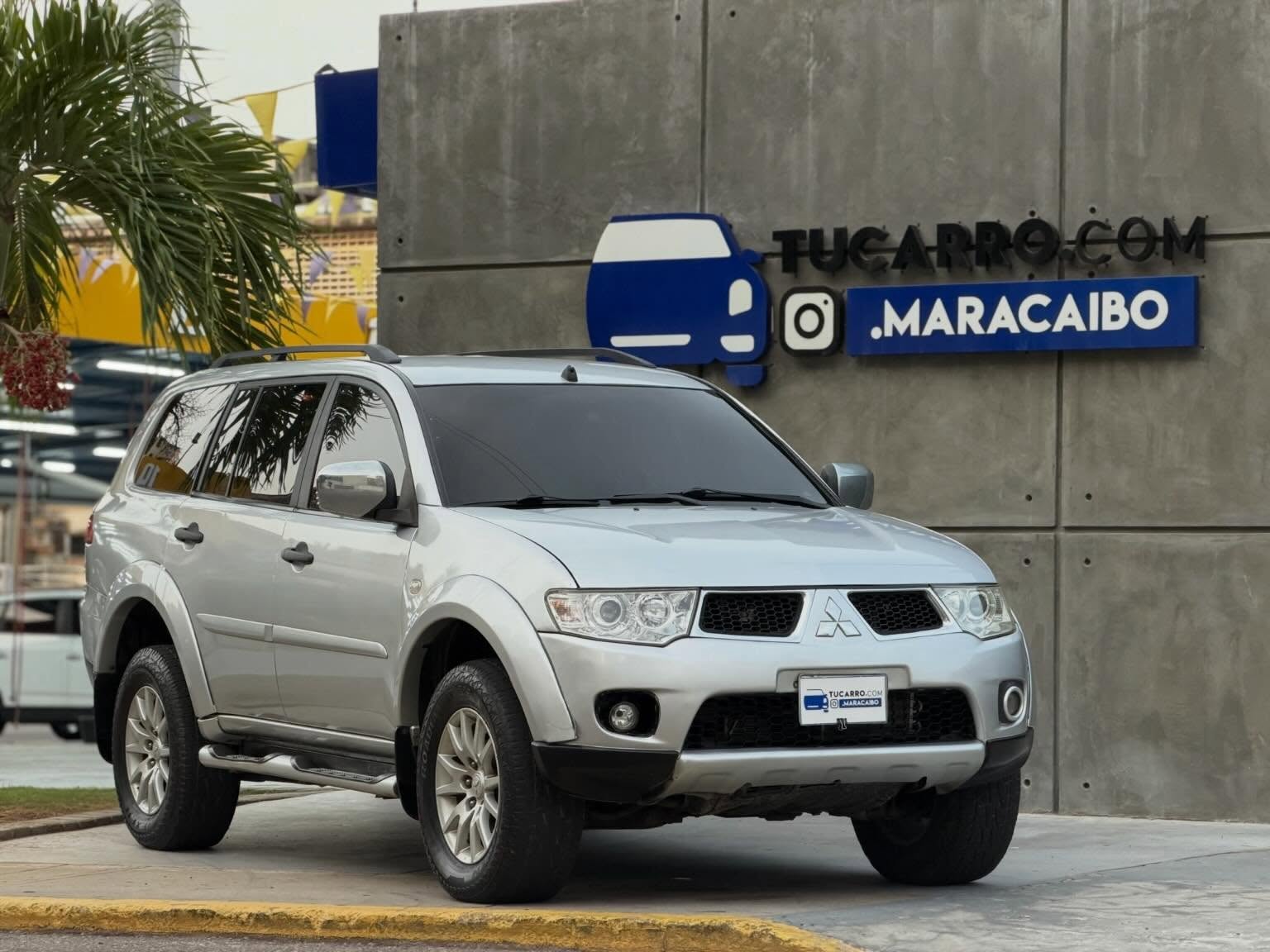 Mitsubishi Montero 2015