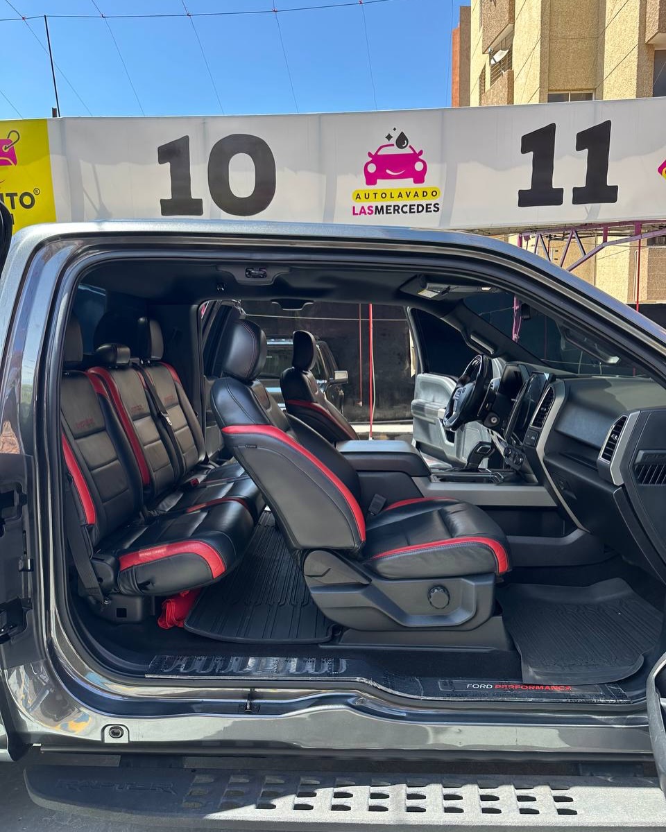 Ford F-150 RAPTOR 2019