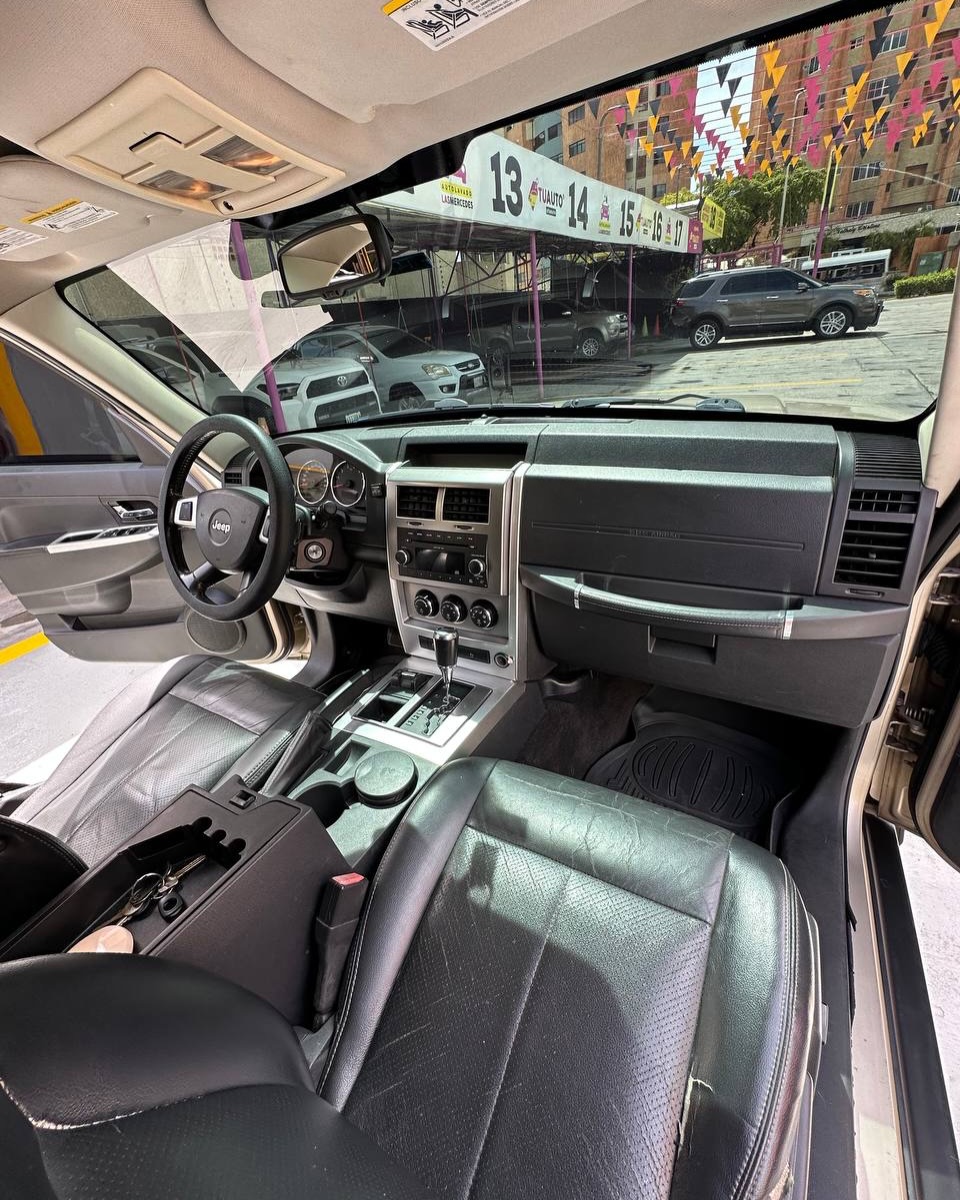 Jeep Cherokee Limited 2010