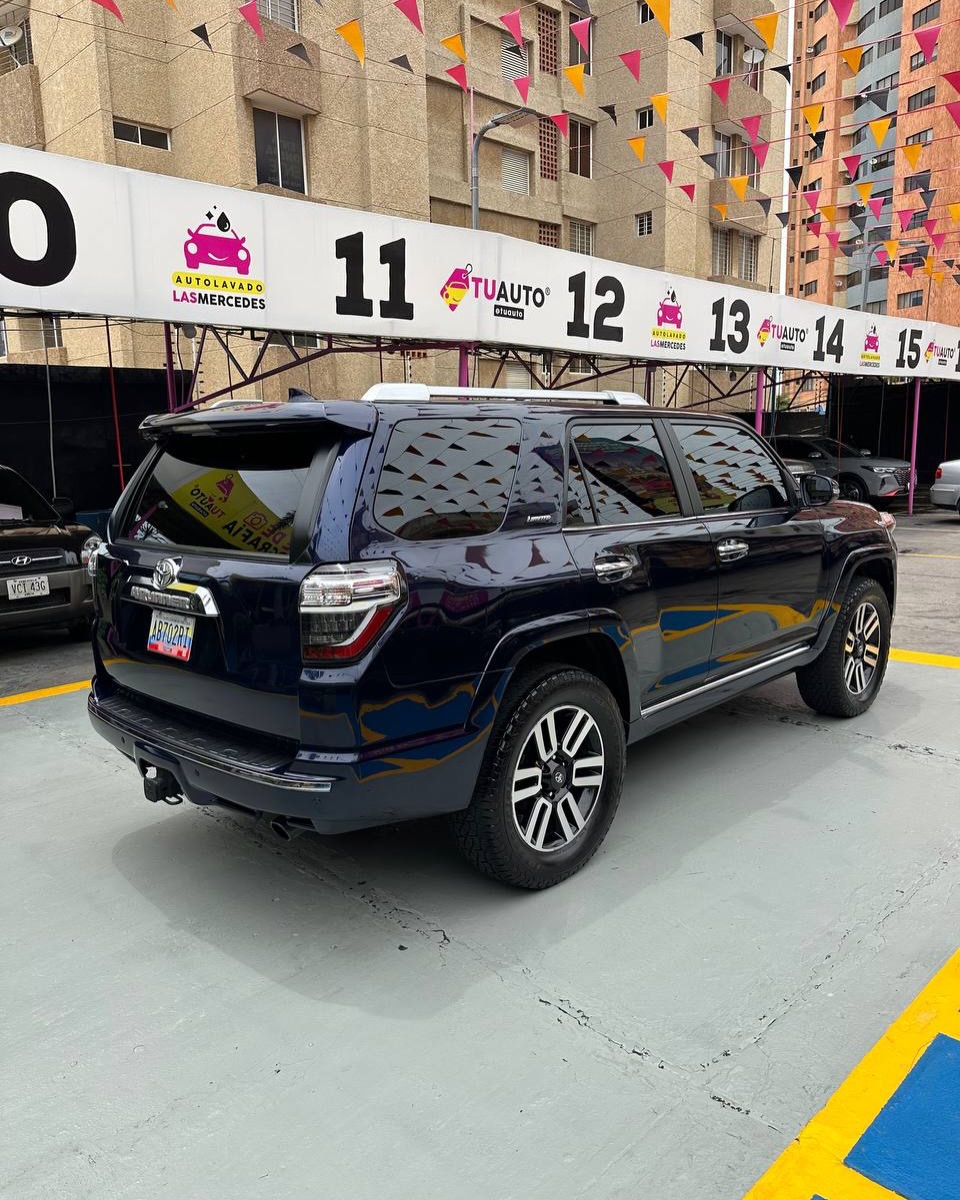 Toyota 4Runner Limited 2023