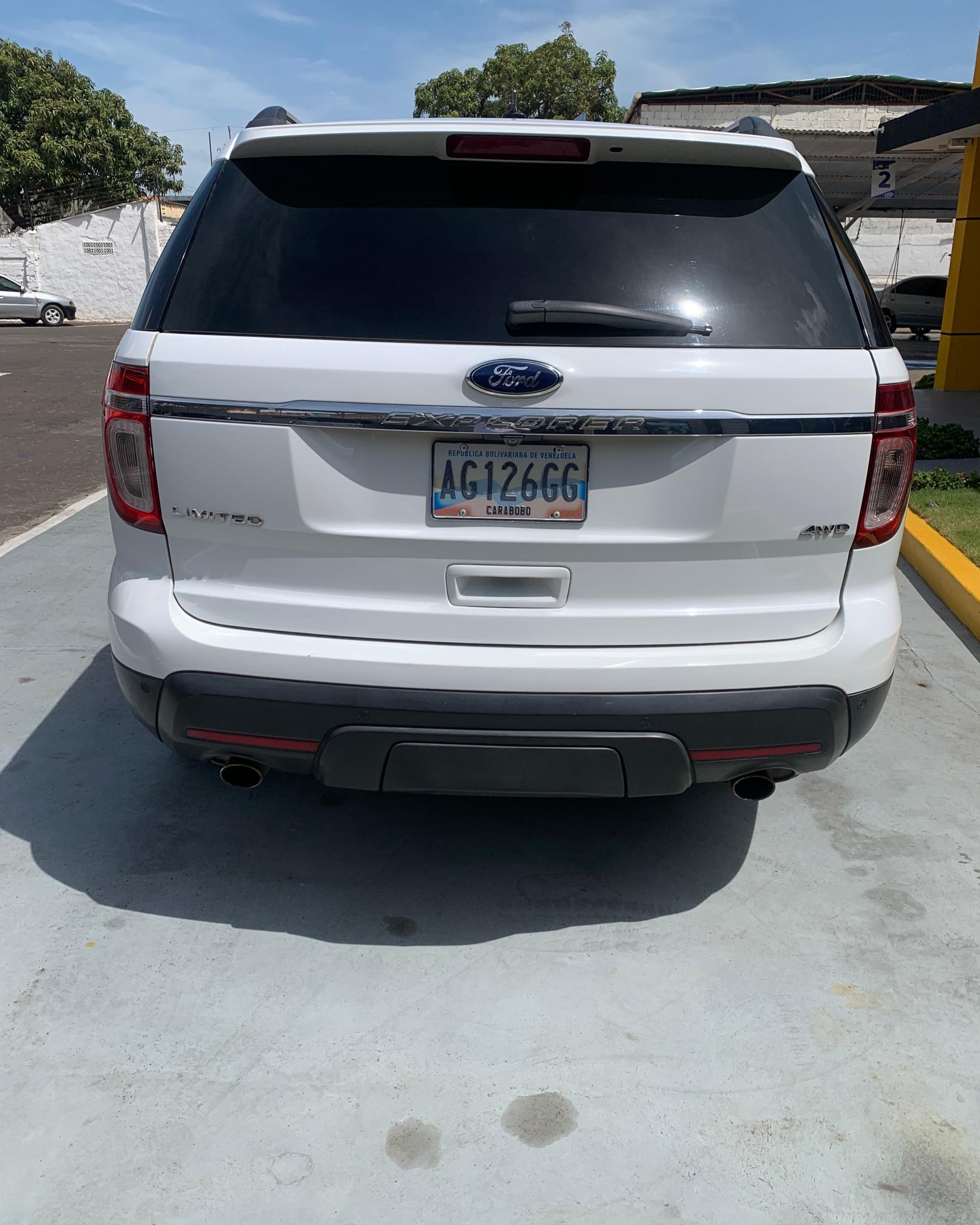 Ford Explorer Limited 2014 140 Mill km