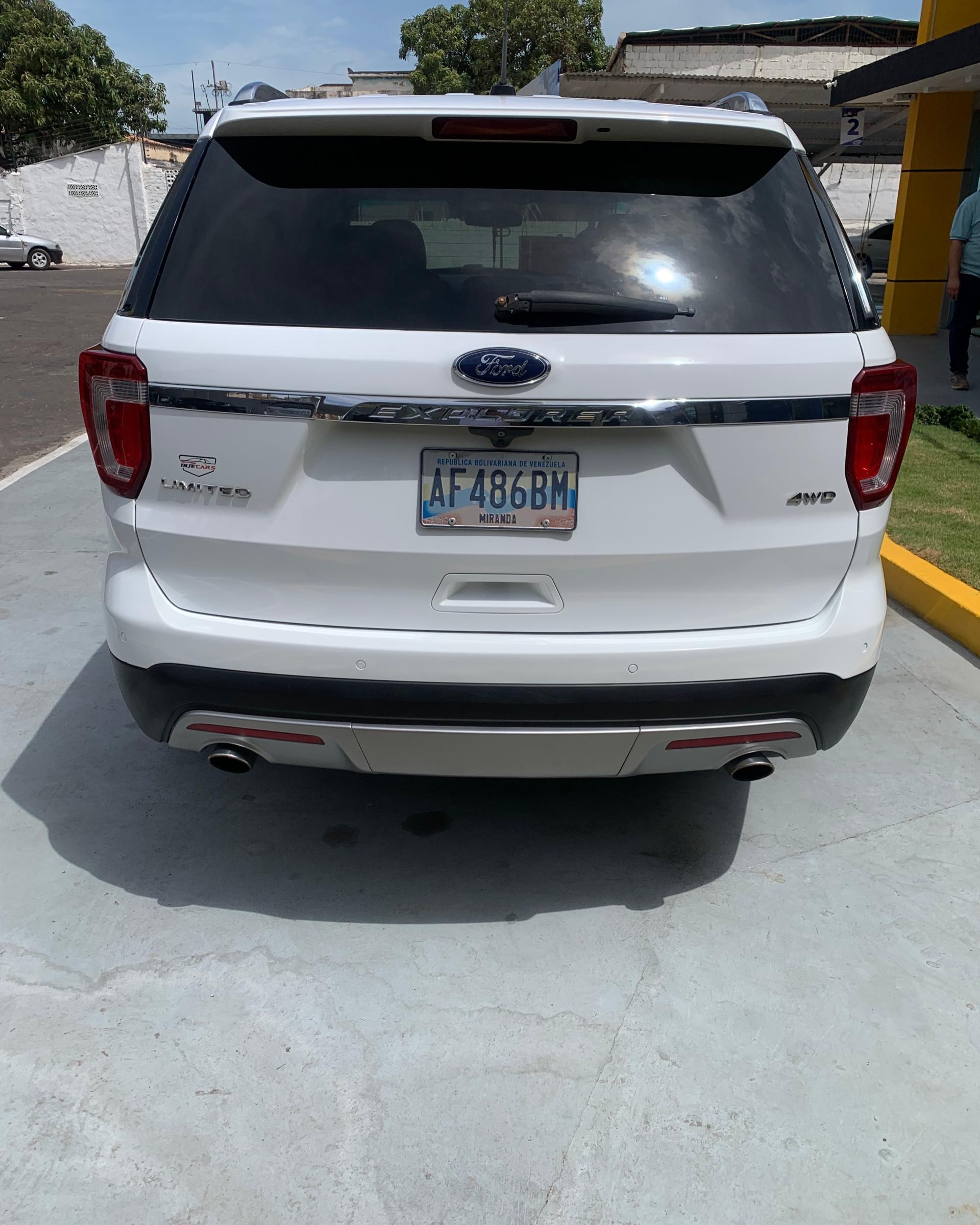 Ford Explorer Limited 2016