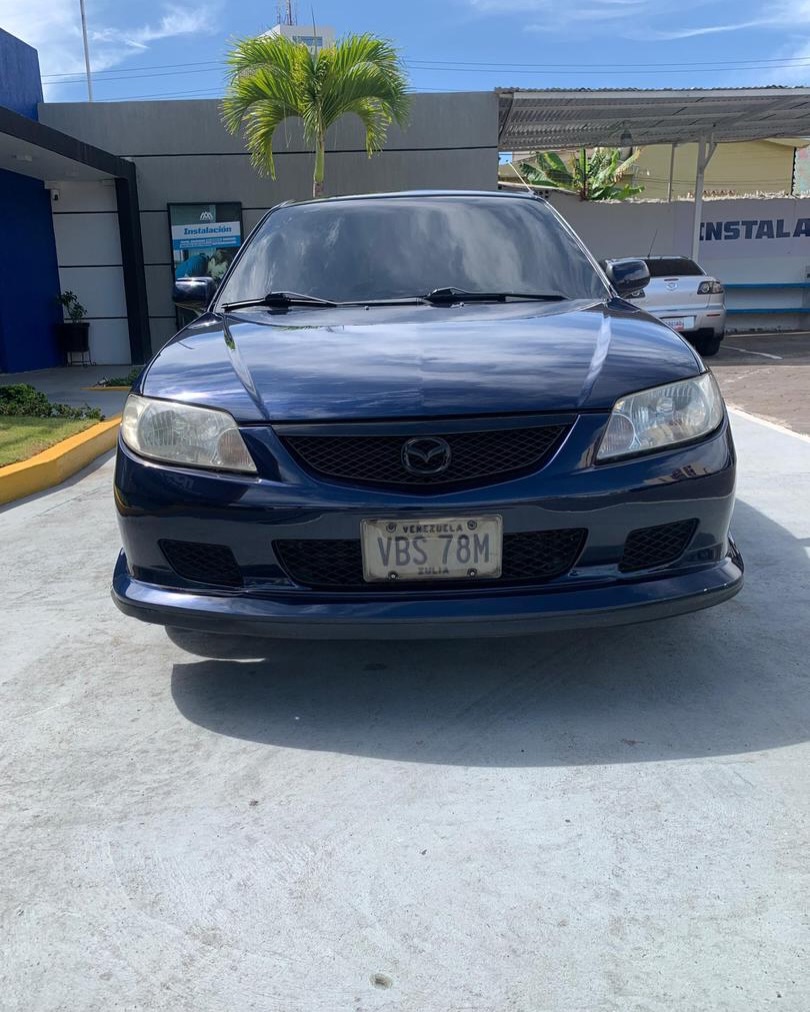 Mazda Allegro 2004