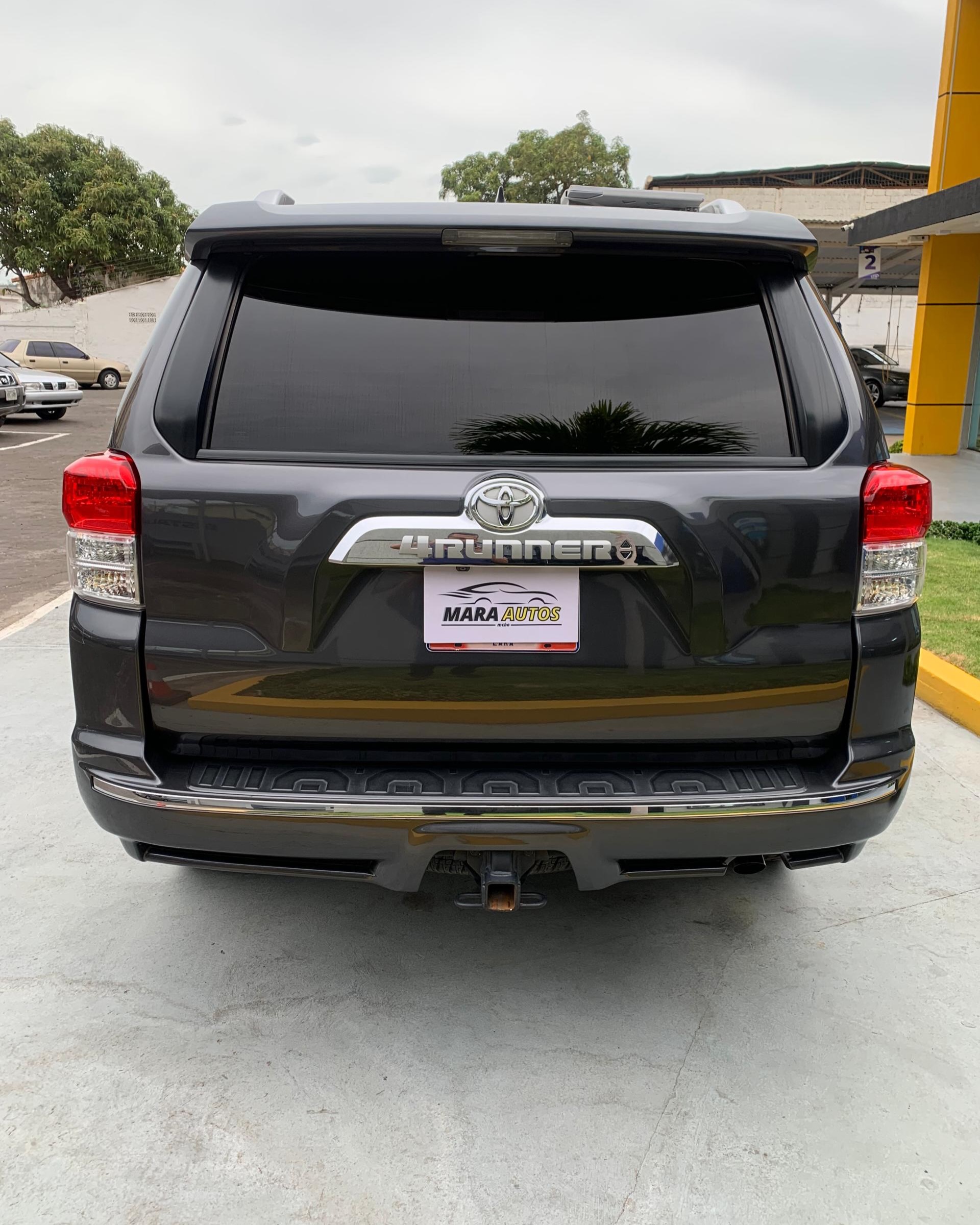 Toyota 4Runner Limited 2012