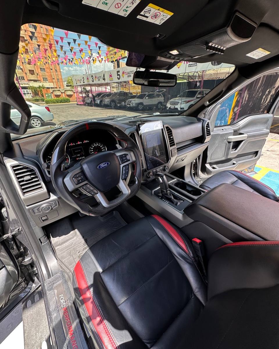Ford F-150 RAPTOR 2019