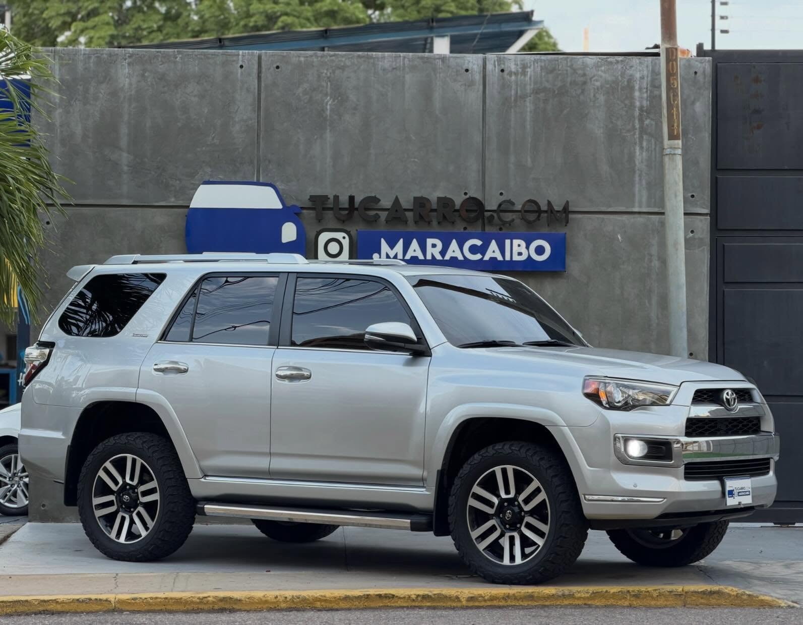 Toyota Runner Limited 2016