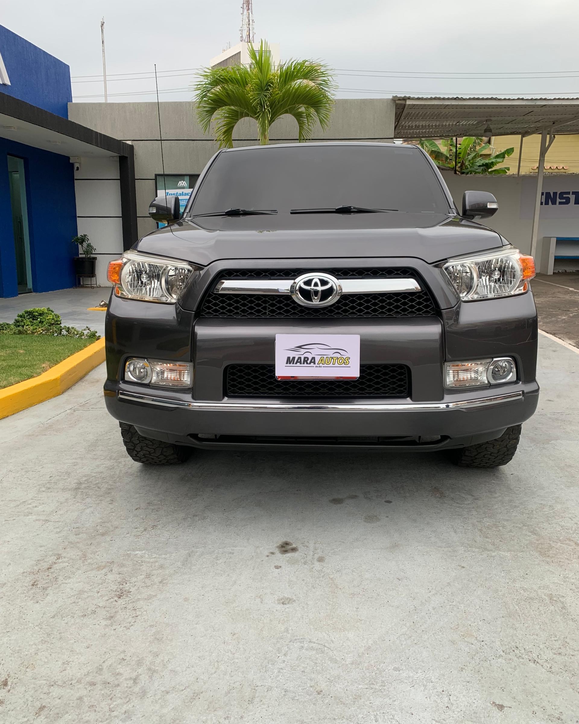 Toyota 4Runner Limited 2012