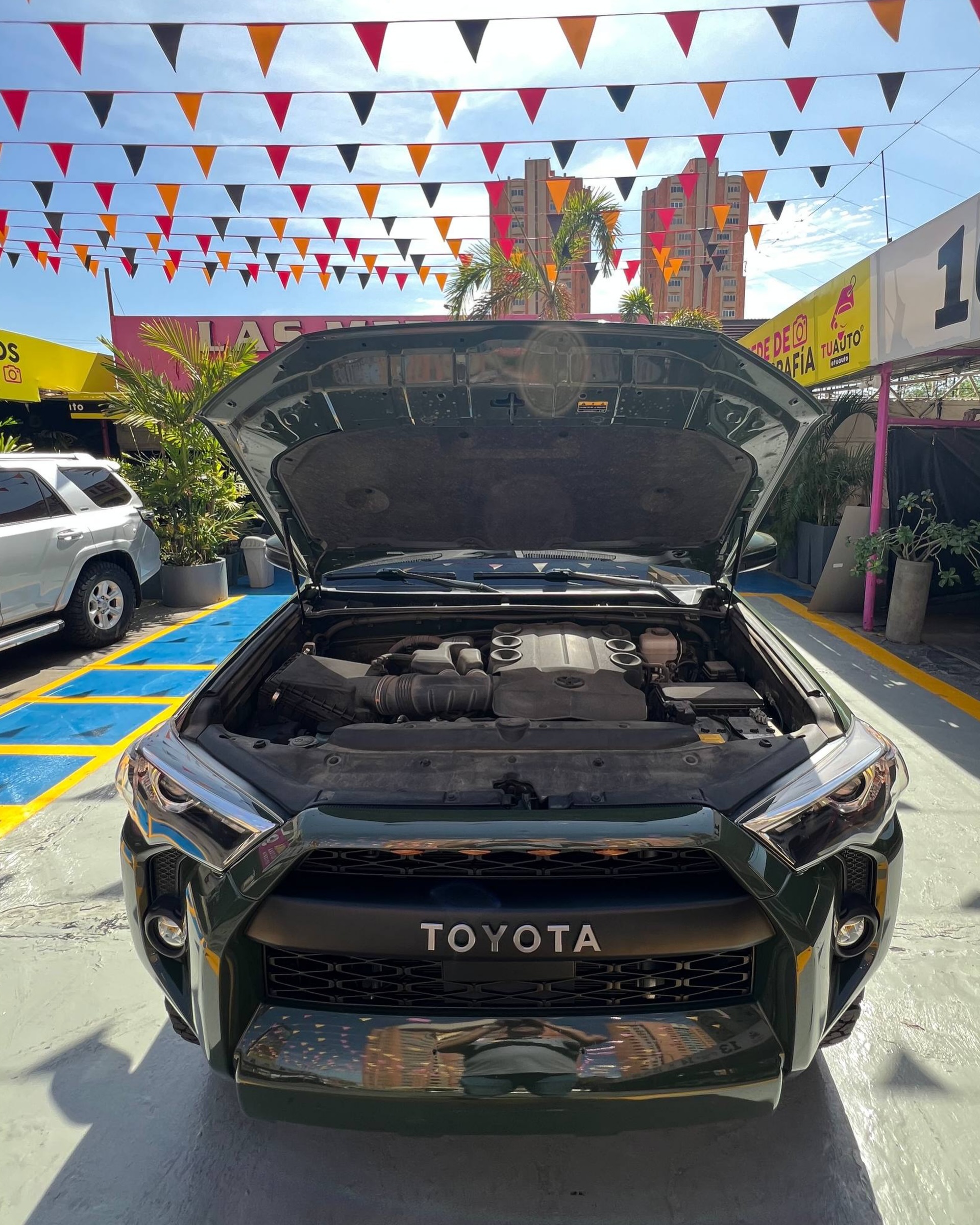 Toyota 4RUNNER SR5 2022