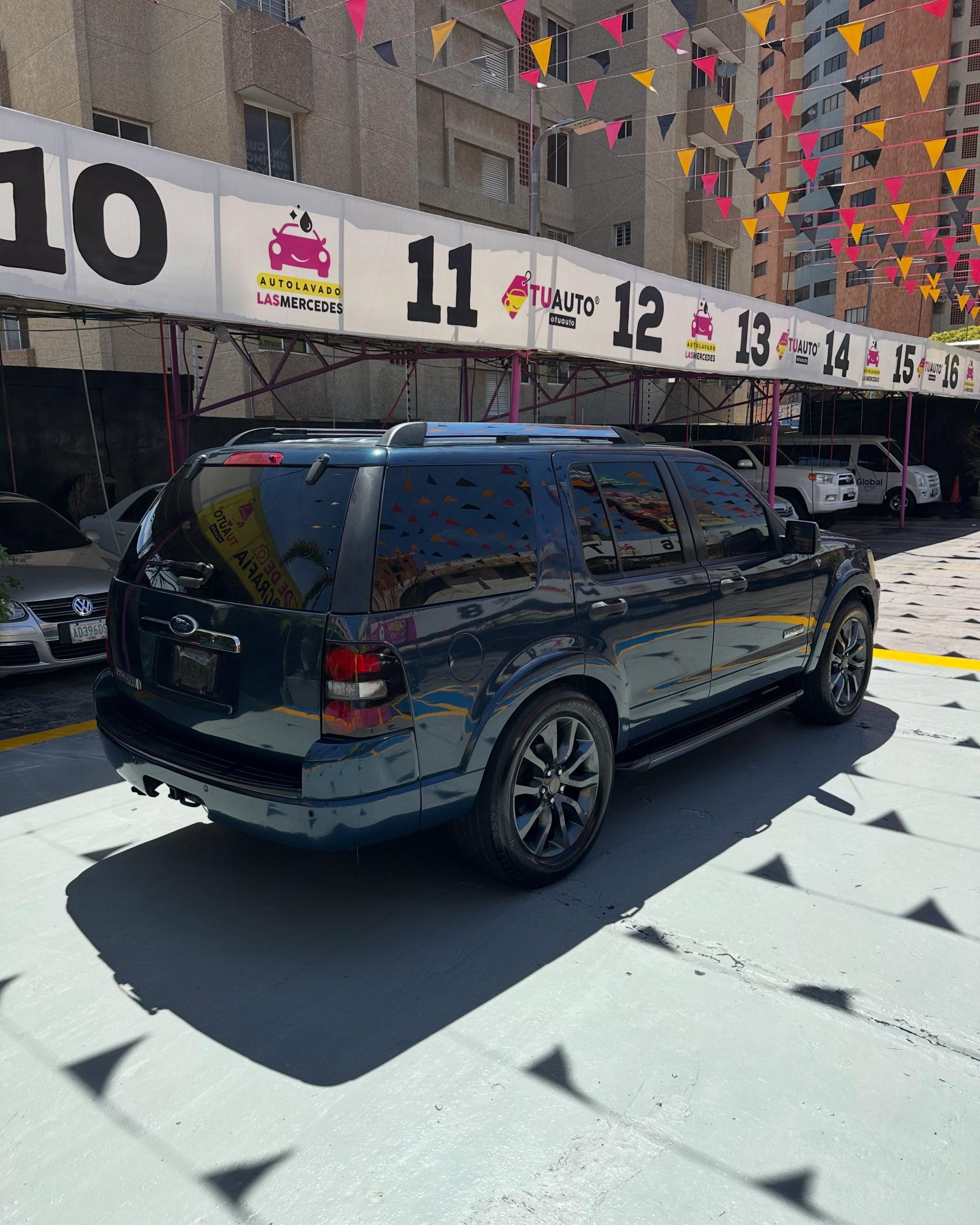 Ford Explorer Limited 2011