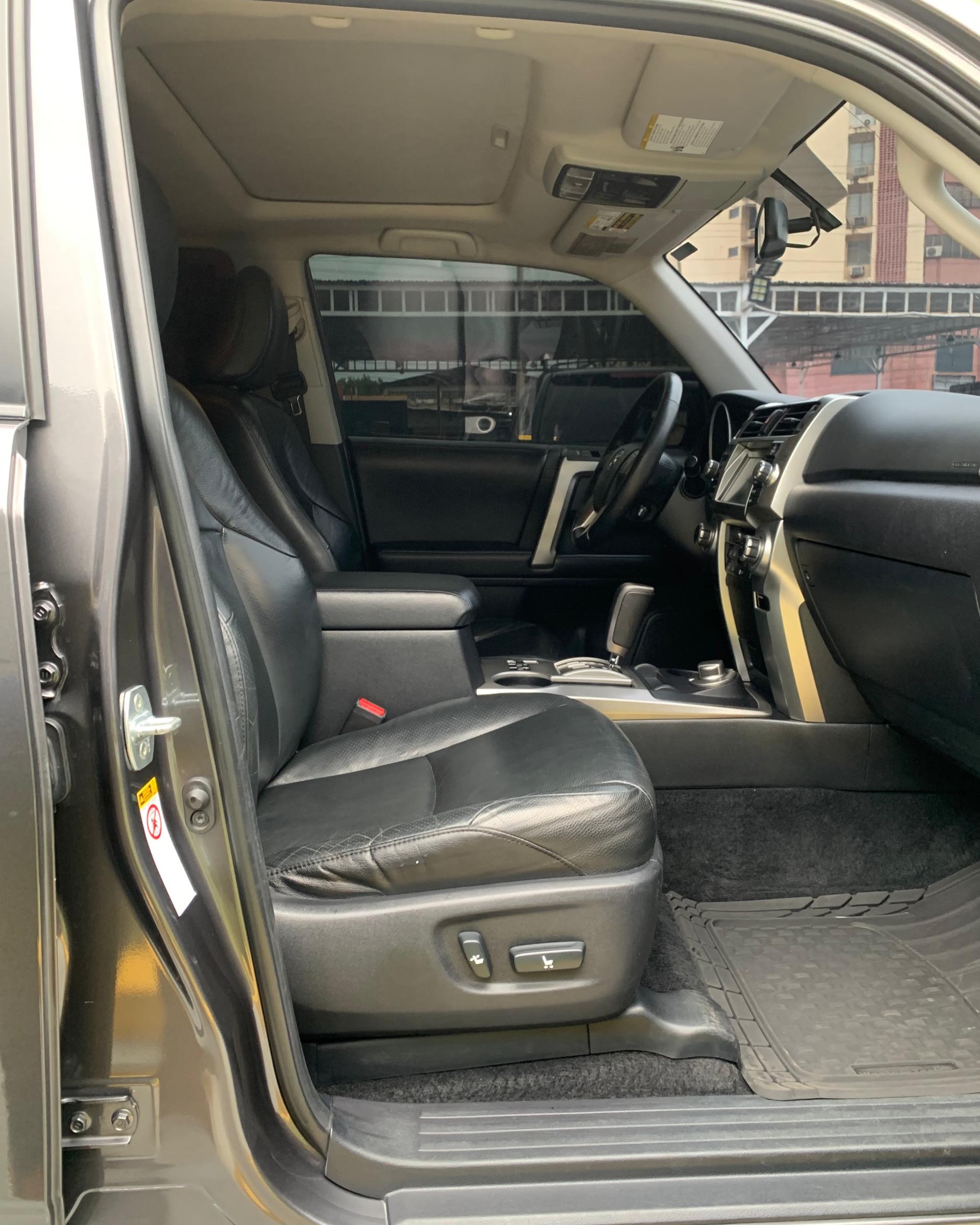 Toyota 4Runner Limited 2012