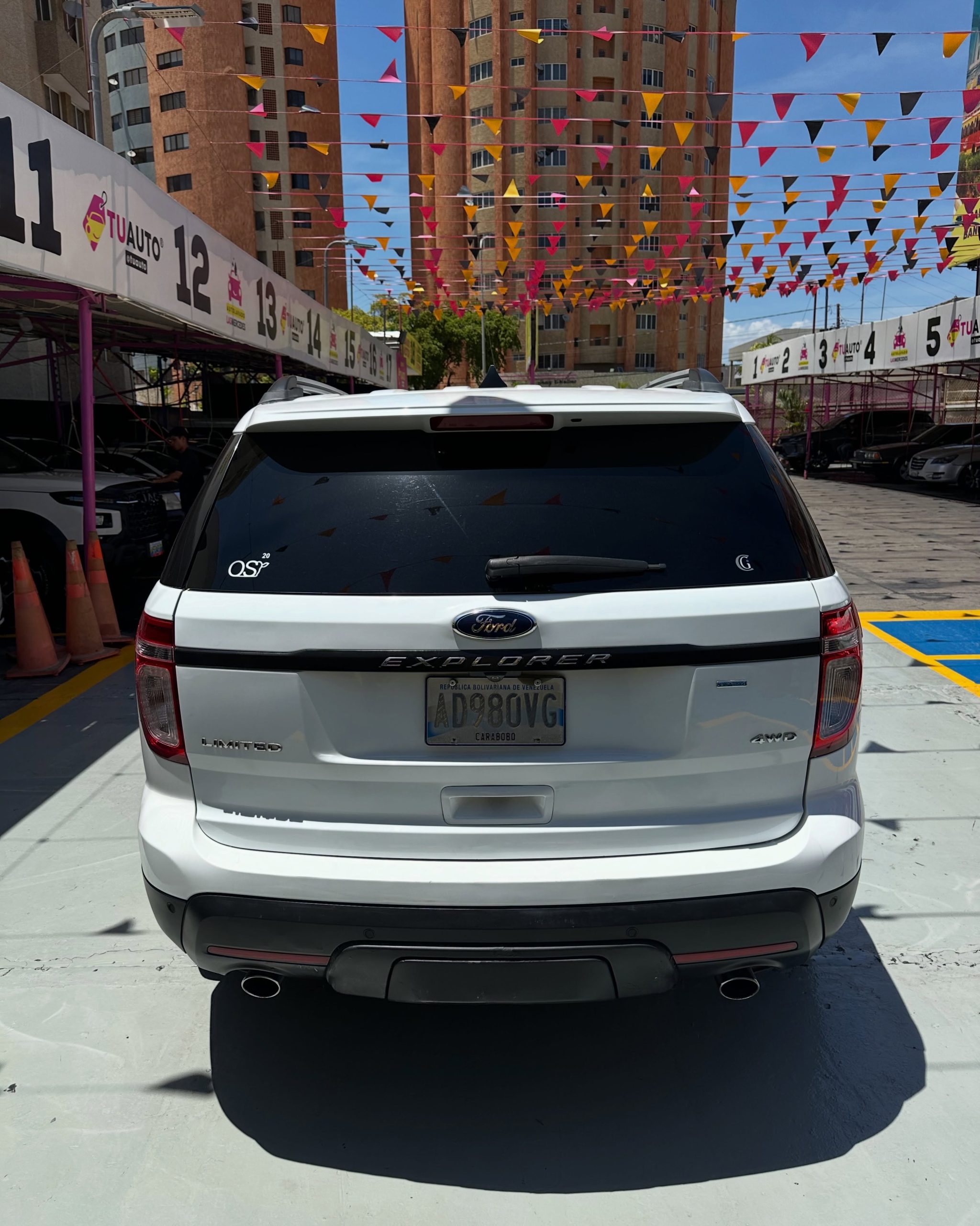 Ford Explorer Limited 2012 245000 KM