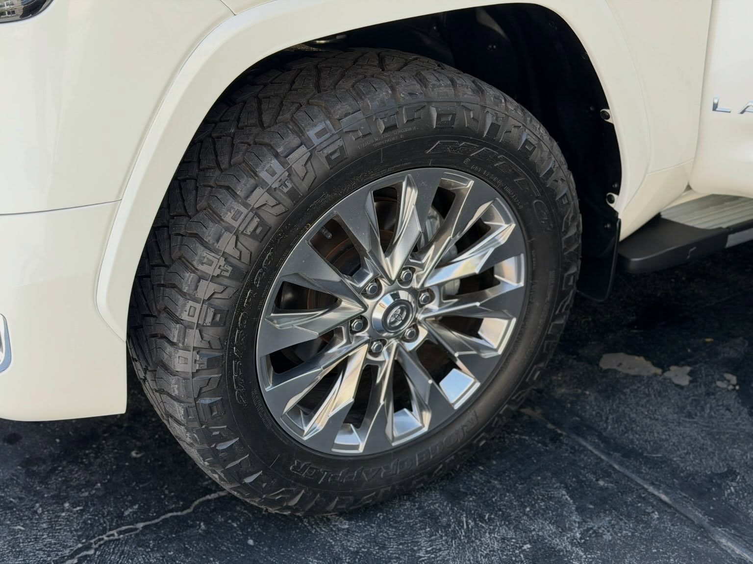 Toyota Land Cruiser 2025